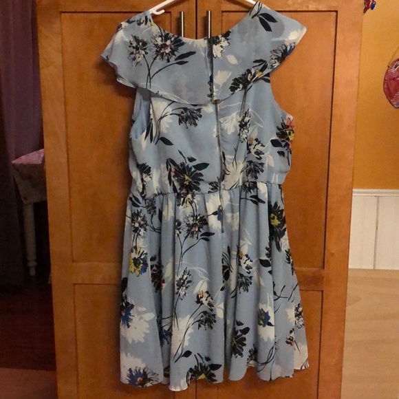 Xhilaration dress - Picture 4 of 4